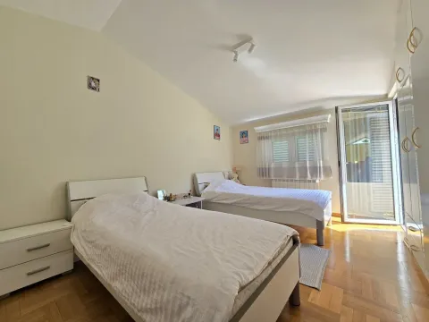 Sale, house, 180m², Zlatica, Podgorica - image 26