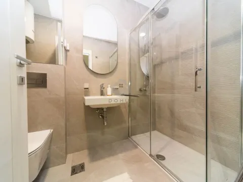 Izdavanje, jednosoban stan, 41m², Central Point, Podgorica - image 8