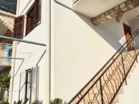 Prodaja, stan, 75m², Tivat, Crna Gora - image 8