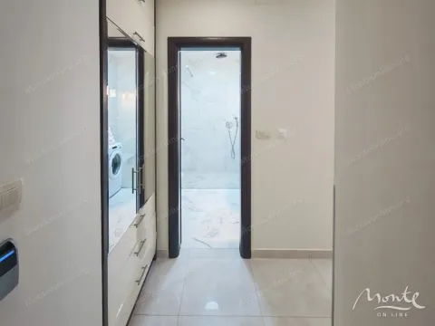 Sale, two bedroom apartment, 83m², Bečići, Budva - image 16