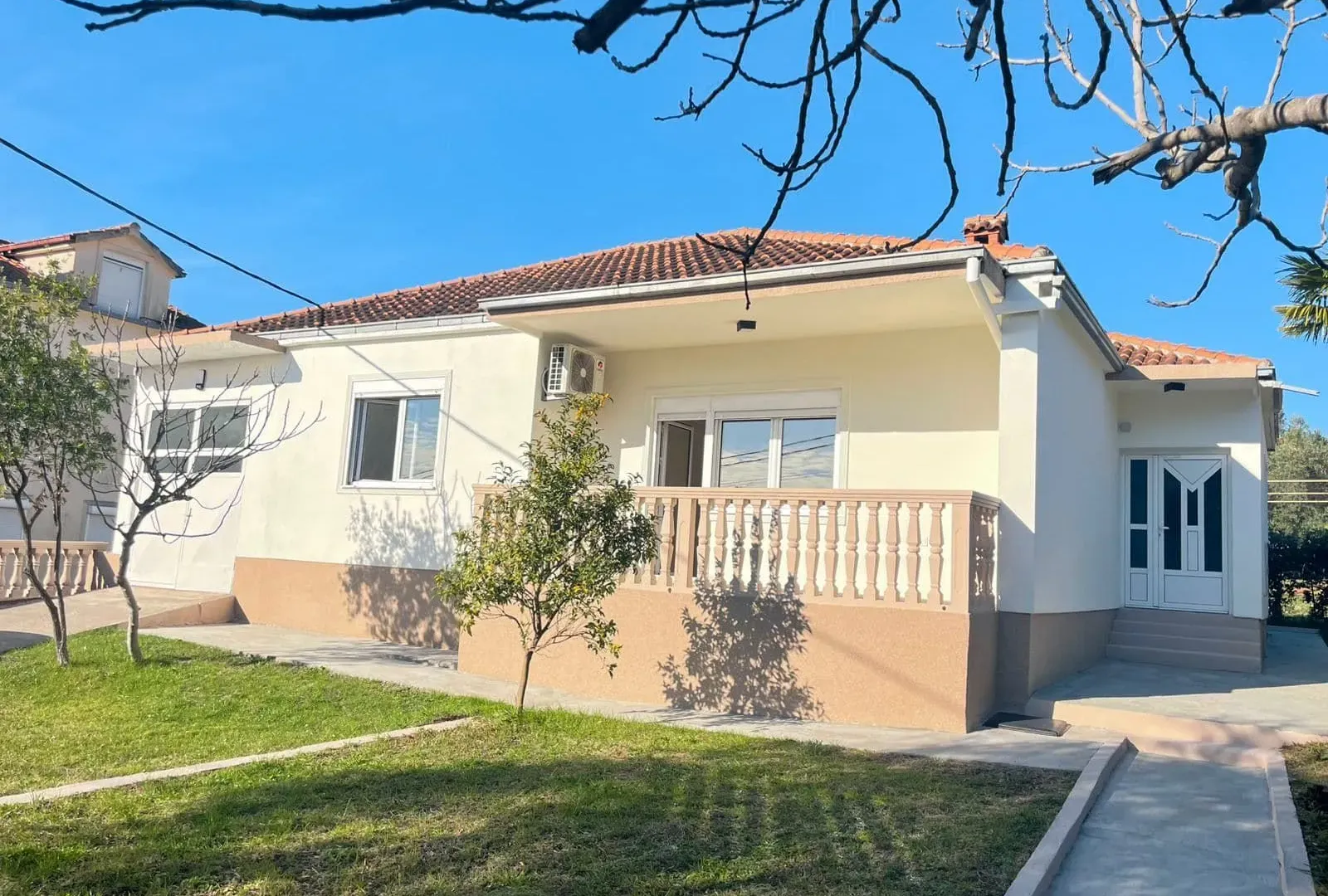 Sale, house, 118m², Dumidran, Tivat