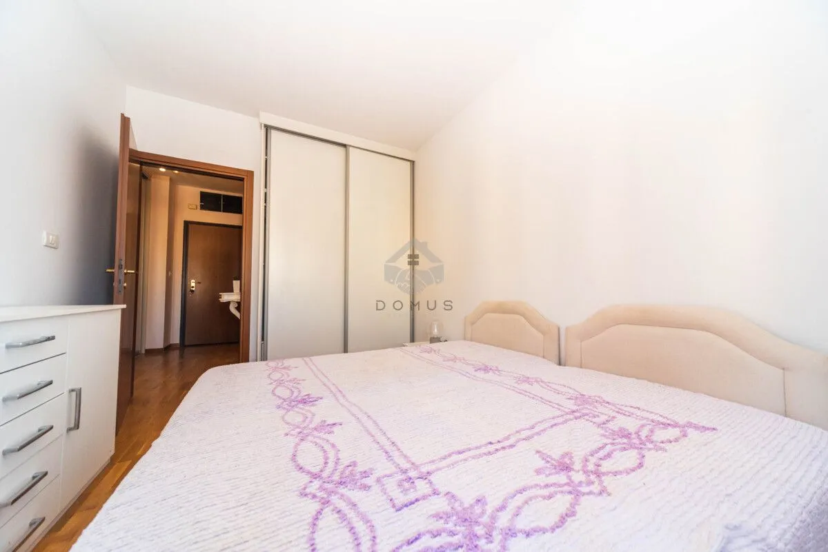 Izdavanje, jednosoban stan, 50m², City Kvart, Podgorica