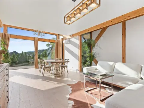 Prodaja, kuća, 220m², Tivat, Crna Gora