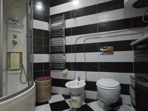 Rent, apartment, 100m², Centar, Podgorica - image 16