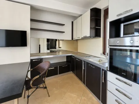 Sale, one bedroom apartment, 45m², Rafailovići, Budva - image 4