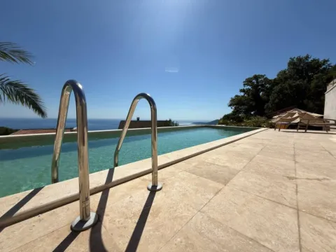 Sale, house, 330m², Reževići, Budva