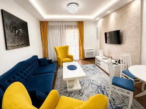 Izdavanje, dvosoban stan, 77m², Master Kvart, Podgorica - image 2
