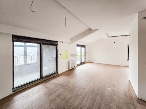 Prodaja, trosoban stan, 115m², Gorica C, Podgorica - image 15