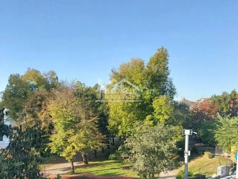 Sale, two bedroom apartment, 50m², Zemun Centar, Zemun Sve Podlokacije - image 6