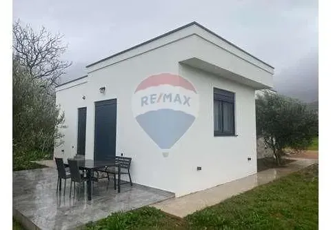 Rent, house, 75m², Tomba, Bar - image 10