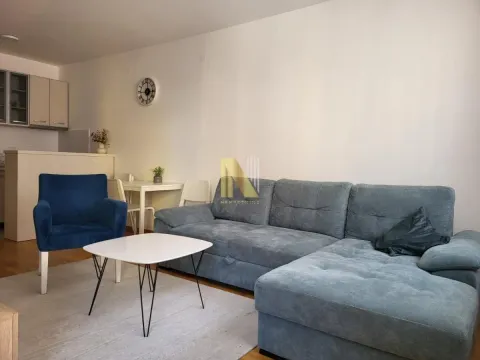 Izdavanje, jednosoban stan, 37m², Centar, Novi Sad - image 2