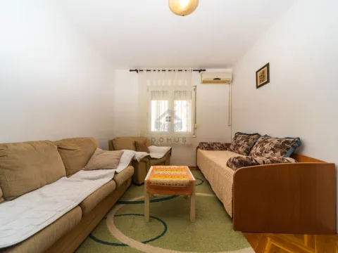 Izdavanje, jednosoban stan, 45m², Zagorič, Podgorica - image 2