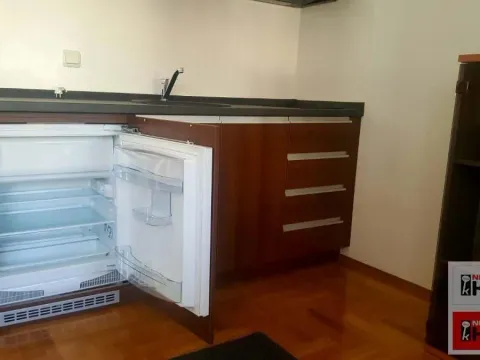 Izdavanje, garsonjera, 29m², Centar, Novi Sad - image 4