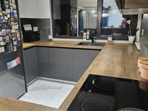 Rent, house, 200m², Ledine, Beograd - image 13