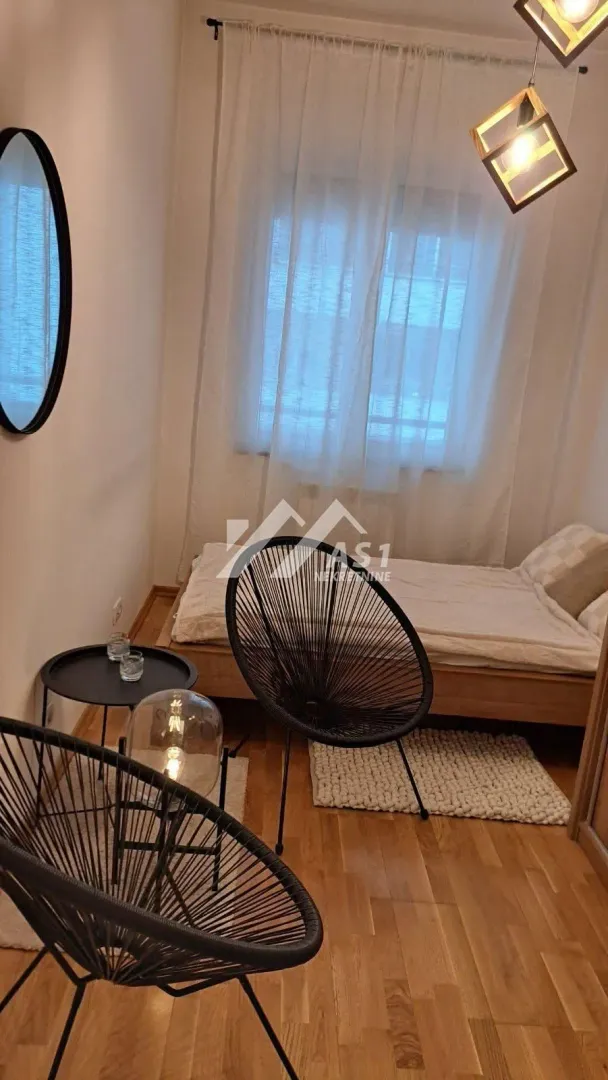 Izdavanje, dvosoban stan, 50m², Bulevar Oslobodjenja, Novi Sad Sve Podlokacije
