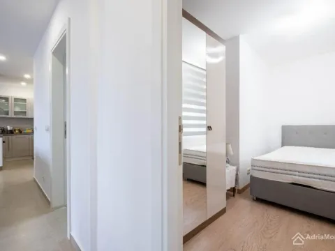 Prodaja, dvosoban stan, 87m², Tivat, Crna Gora - image 15