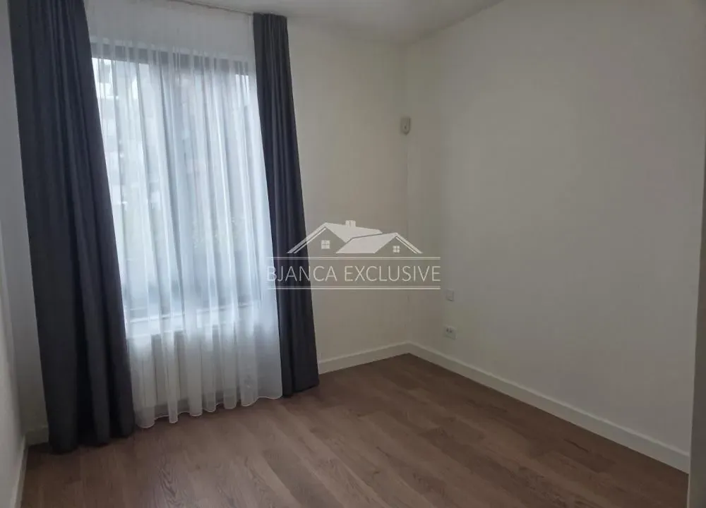 Prodaja, trosoban stan, 79m², Savski Venac, Beograd