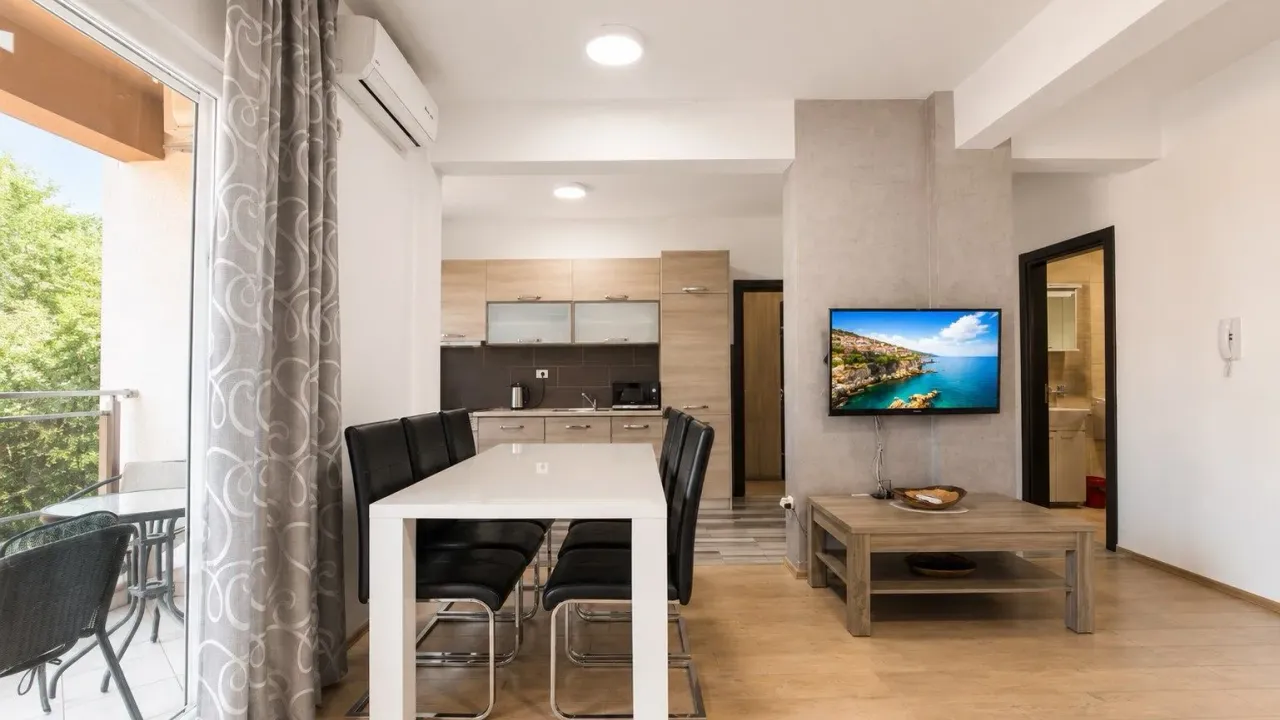 Sale, two bedroom apartment, 67m², Bečići, Budva