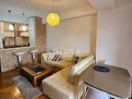 Izdavanje, jednosoban stan, 57m², City Kvart, Podgorica - image 1