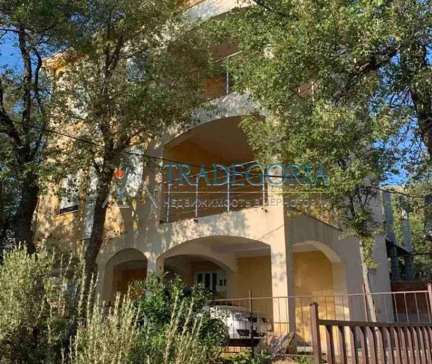 Prodaja, kuća, 135m², Bar, Crna Gora