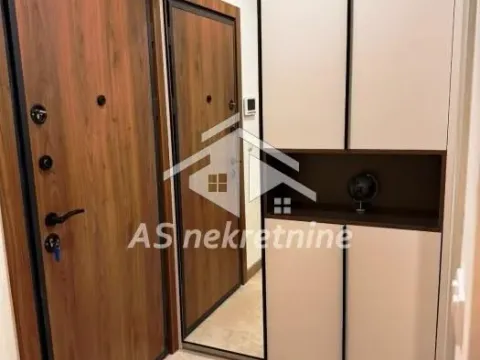 Izdavanje, trosoban stan, 73m², Đeram Pijaca, Beograd - image 20