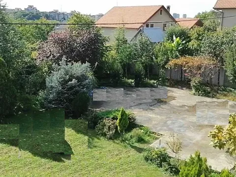 Prodaja, kuća, 550m², Mali Mokri Lug, Zvezdara Sve Podlokacije - image 8