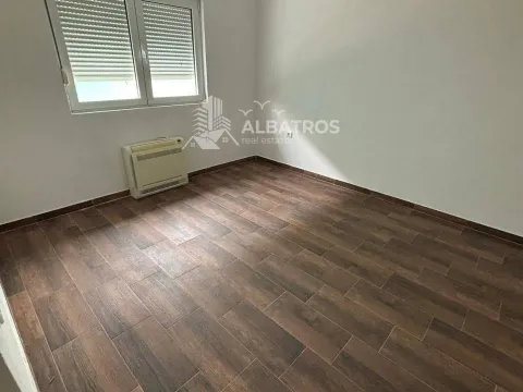 Prodaja, kuća, 250m², Polje, Bar - image 3