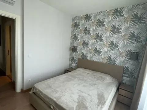 Izdavanje, trosoban stan, 82m², Savski Venac, Beograd - image 3
