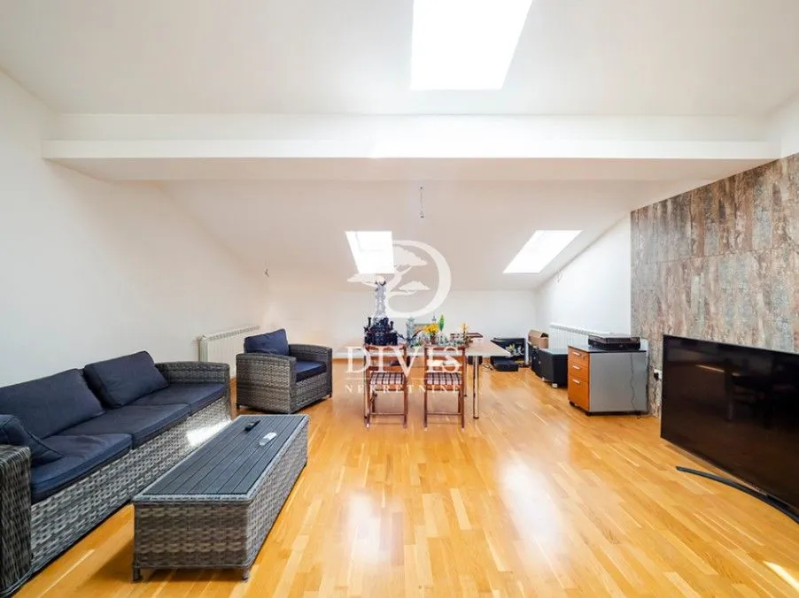 Sale, four bedroom apartment, 165m², Stari Grad, Beograd