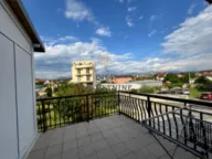 Izdavanje, trosoban stan, 130m², Gornja Gorica, Podgorica - image 13