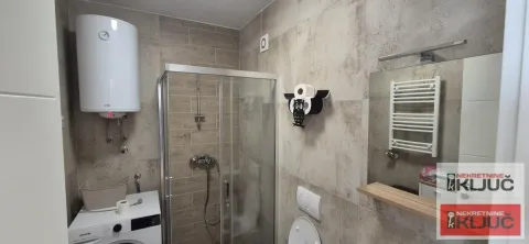 Izdavanje, dvosoban stan, 40m², Liman 4, Novi Sad Sve Podlokacije - image 12