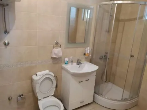 Izdavanje, jednosoban stan, 45m², Bečići, Budva - image 7
