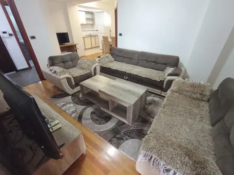 Izdavanje, trosoban stan, 90m², Podgorica, Crna Gora - image 13