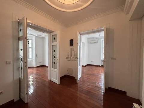 Izdavanje, četvorosoban stan, 104m², Centar, Požarevac - image 4