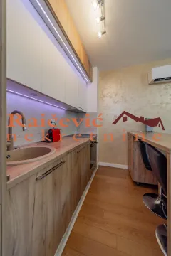 Sale, one bedroom apartment, 40m², Stari Grad, Beograd - image 9