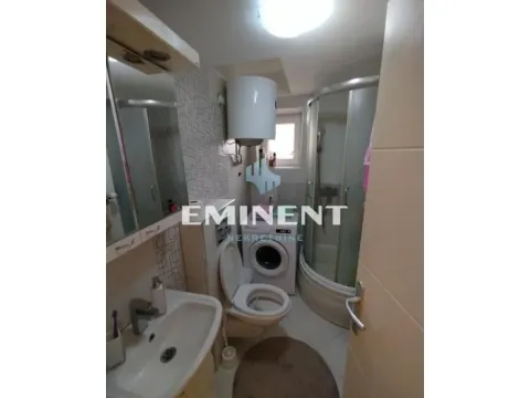 Rent, three bedroom apartment, 70m², Crveni Krst, Beograd - image 8