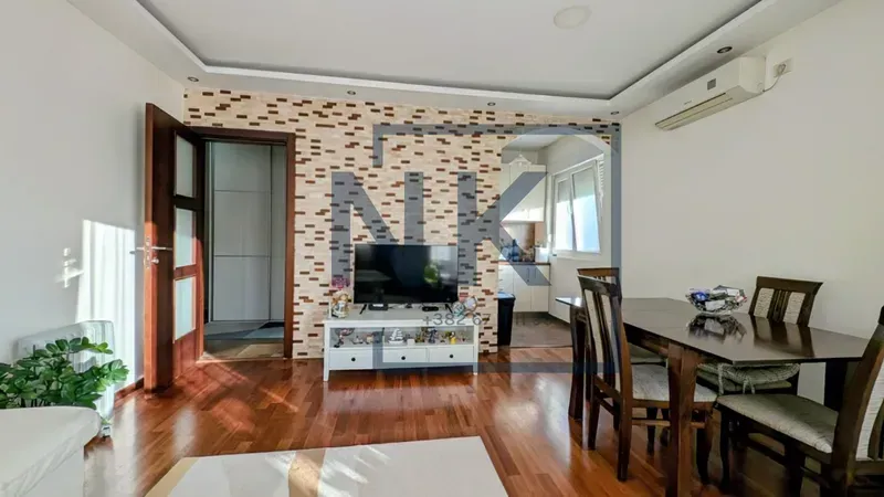 Prodaja, dvosoban stan, 73m², Tuški Put, Podgorica