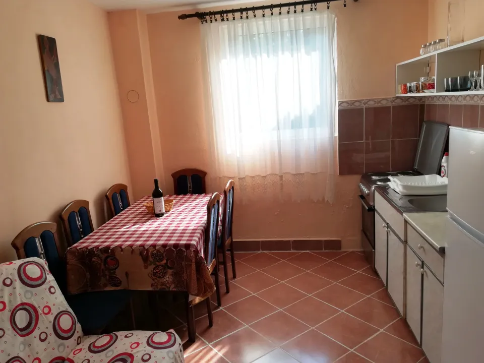 Rent, studio apartment, 37m², Seljanovo, Tivat