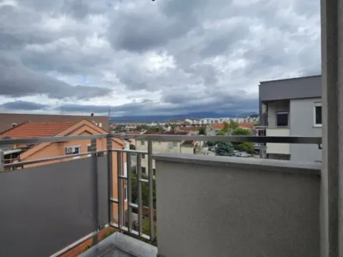 Izdavanje, dvosoban stan, 69m², Zabjelo, Podgorica - image 6