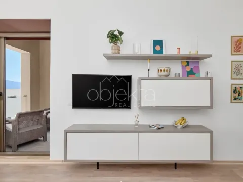 Izdavanje, stan, 53m², Tivat, Crna Gora - image 3