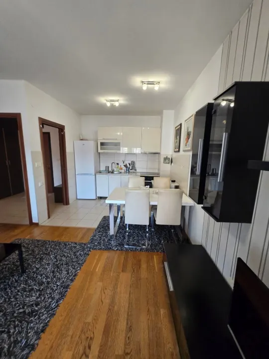 Rent, two bedroom apartment, 70m², City Kvart, Podgorica