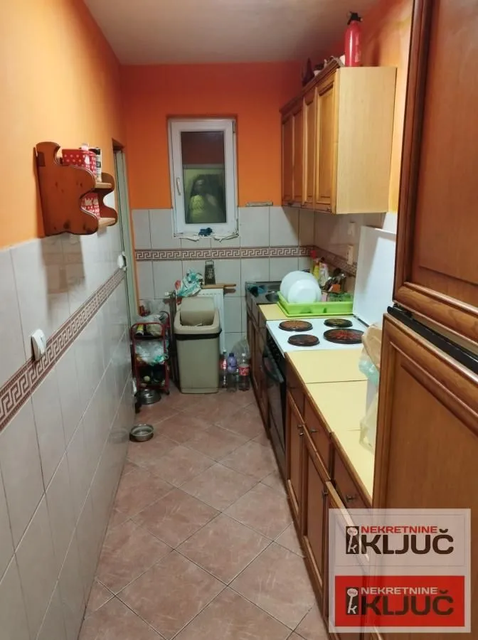 Prodaja, trosoban stan, 83m², Nova Detelinara, Novi Sad Sve Podlokacije