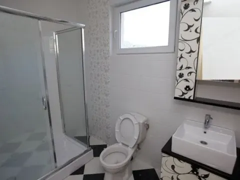 Sale, house, 450m², Utjeha, Bar - image 4