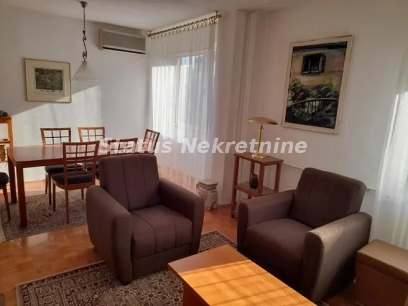 Izdavanje, trosoban stan, 80m², Liman 2, Novi Sad Sve Podlokacije