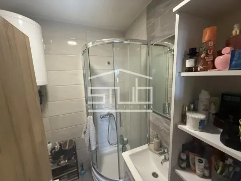 Prodaja, trosoban stan, 60m², Čukarica, Beograd - image 12