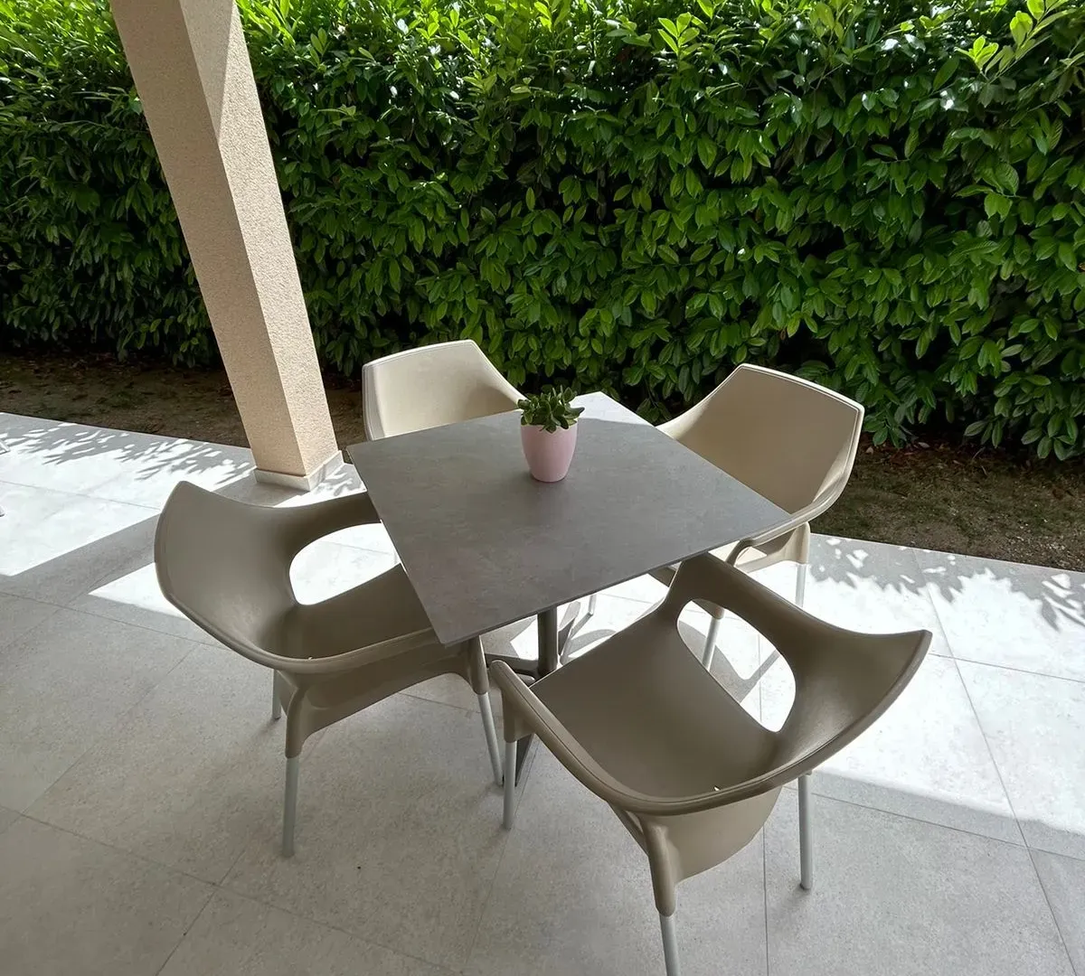 Izdavanje, jednosoban stan, 50m², Bonići, Tivat