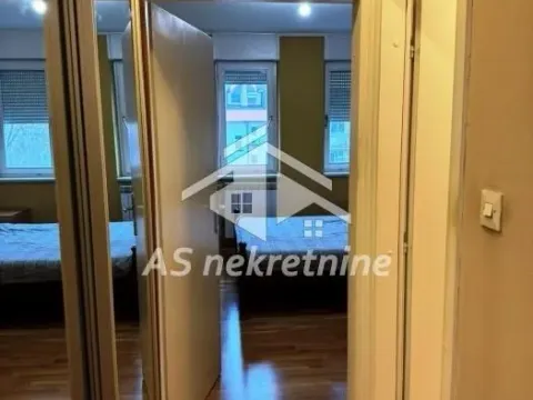 Izdavanje, trosoban stan, 80m², Novi Beograd Sve Podlokacije, Beograd - image 13