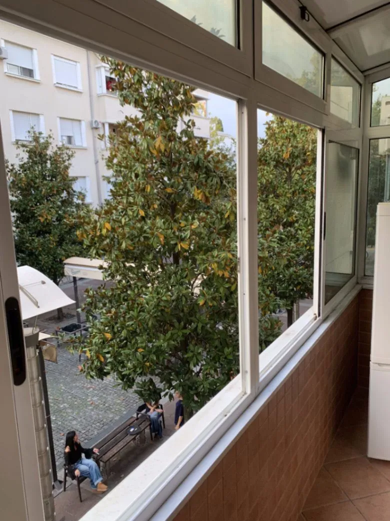 Izdavanje, dvosoban stan, 60m², Centar, Podgorica