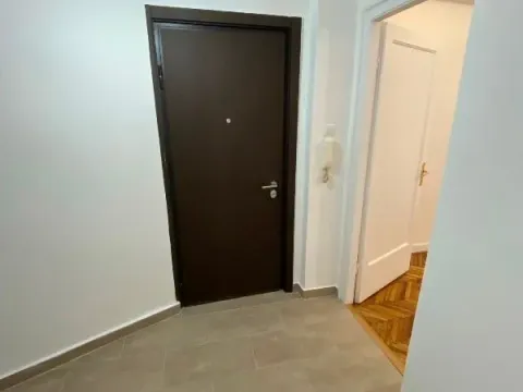 Prodaja, dvosoban stan, 47m², Vračar Sve Podlokacije, Beograd - image 7