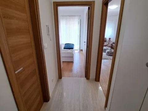 Rent, one bedroom apartment, 49m², New City, Podgorica - image 12